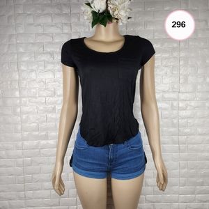 h&m xs black tshirt ( 5 for $20 )